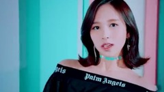 _TWICE of numerous caption of day of Wake Me Up