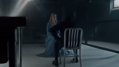 Black out tear open the film western world S2-6: ?