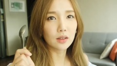 Ice-cream of butter of mango of Gabiekook of woman