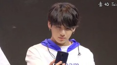 Grand autograph can admire him the fruit 18/06/03_