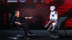 Bold doubt Zhang Yi seeks robot reporter Gao Leng