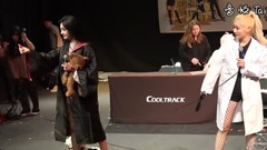 Carry out of art hall autograph meets clear Tan Do