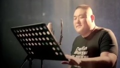 A tender feelings and sentimental song " escape \