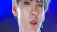 of Biwen of _ of camera lens of single person o