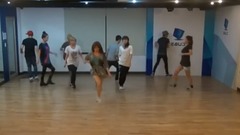 Bubble Pop practices room _ Jin Xuanya