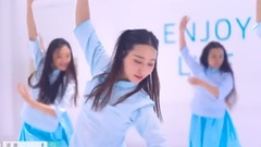 Course of summer vacation time of dance of China o