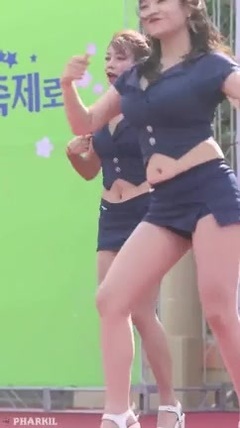 Female group of Switch Berry Korea heats up galaxy