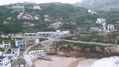 Of island of painting of flowers and birds in trad