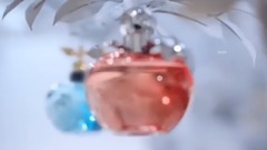 A N G E L S _ Nina Ricci_Angels And Airwaves, scen