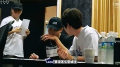 Bai Xian &Loco interviews _EXO of titbits Chinese