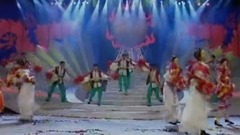 A fine moon dance&Red sun takes border area&flower