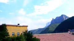 _Bandari of one's way home, musical short