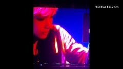 VCR+Singularity advocate make one's rounds of Jin