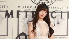 [Cosmopolitan 18FW&19SS vogue is beautiful] view p