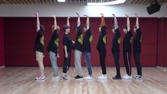 Awkward Silence practices room _Stray Kids