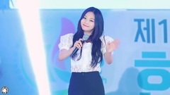 Yan Zhi - video of dancing of 180828_ of He Yan of congress of whole nation of management person of