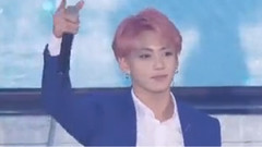 Take FAKE LOVE& respond to a curtain call continuo