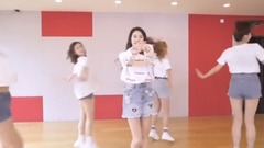 First Date practices combination of _MERA of room