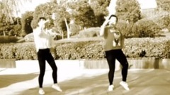 TOCA TOCA dancing imitates _ dancing video