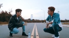 Between us _ grove Hong