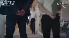 [All the way numerous beautiful photograph sends] phlogistic inferior black silk ribbon comes on sta