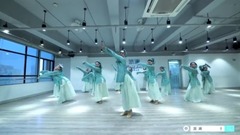 Black serpent sends video of dancing of _ of class