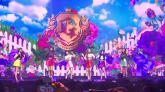 On impatient person - meal of station of Hong Kong