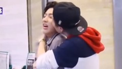 The _EXO of Bobo meal plate making between beans o