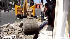 10 Jaw-dropping Animal Rescues! _ music short, bud