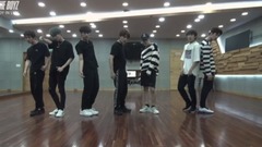 Man practices room _THE BOYZ