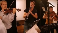 Andreas Ottensamer performs suddenly to pull short