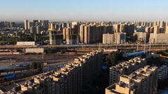 The film " red pig " thematic music: ? Gong Qiju