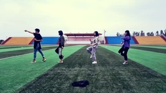 Housetop catchs fire dancing is premonitory _ danc