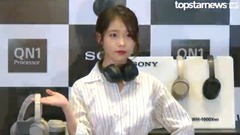 Take a picture time - east gate square earphone ap