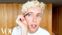 Hua Meinan Troye Sivan teachs you to make up personally _Troye Sivan