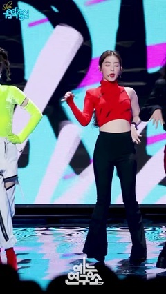 Center of music of Really Bad Boy - advocate - Eileen pats edition 18/12/01_Red Velvet continuously,