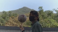 The fetter with guardianship original football, th