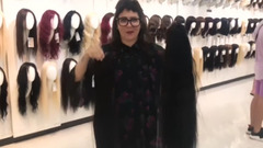 $3, 000 Vs. Short of music of $150 Ariana Grande O