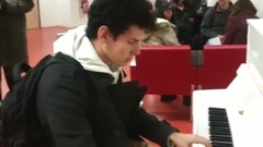 Short of music of Flashmob Piano Medley At French