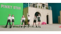 Girl of park of _ of edition of Pinky Star dancing