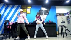 Class of coach of choreography of popular market dance which are good? _Rich Brian of school of danc