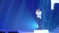 Zheng Rong of _ of edition of spot of Because I Miss You - Jung Yong Hwa Room 622 In Seoul and