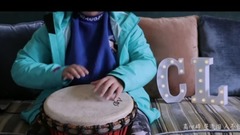 " see first " follow music, 4 minutes review eas