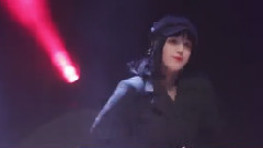 Heat up dance, young lady elder sister, sexy, bell