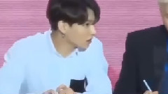 Hesitate in speech when the reporter ballproof tee