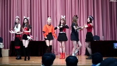 EVERGLOW - Moon acknowledges / carry out of autogr