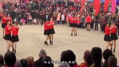 Dance for two people of dance of square of village