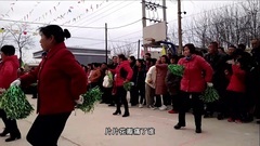 East dance of Hou village square - pear spends fly