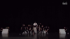 Room of Dionysus dancing exercise is ballproof bal