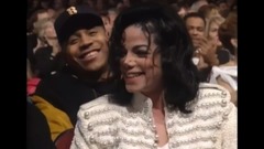 _Michael Jackson of Smile Sino-British caption